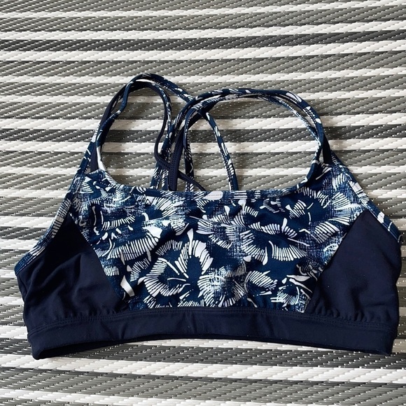 Athleta Hyper Focused Blue Floral Sports Bra - Picture 1 of 5